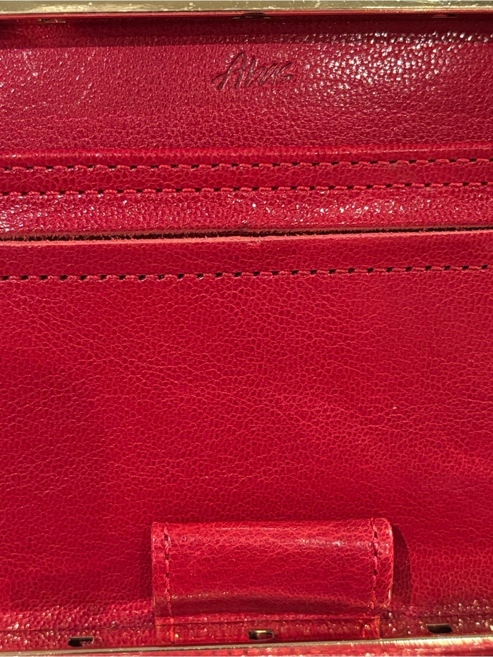 Abas Red Croc-Embossed Wristlet Clutch - Picture 4 of 5